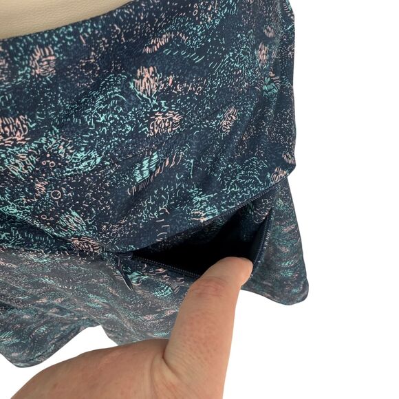 Greg Norman Golf Skort Women's LARGE Navy Abstract Print ML75 Sculpt Stretch NWT - Picture 10 of 16